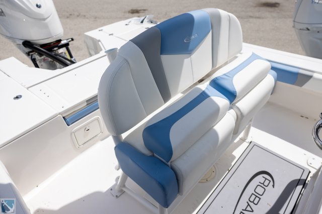 New 2023 Robalo 246 Cayman SD for sale